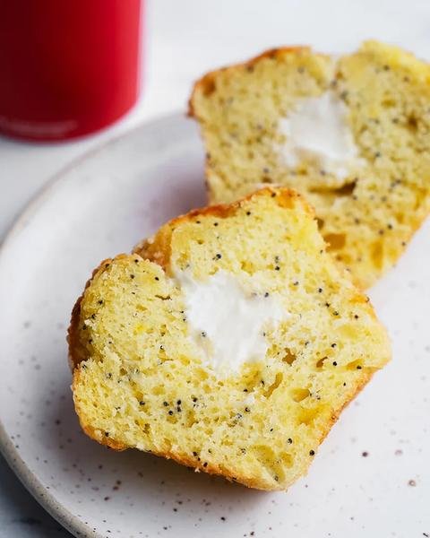 Lemon Poppyseed Cheesecake Muffin
